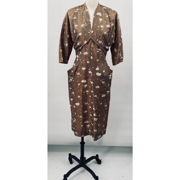 Vintage 40s 50s Floral Satin Sheath Dress V Neck Pockets Cinched Waist Brown 10 - Picture 2 of 12